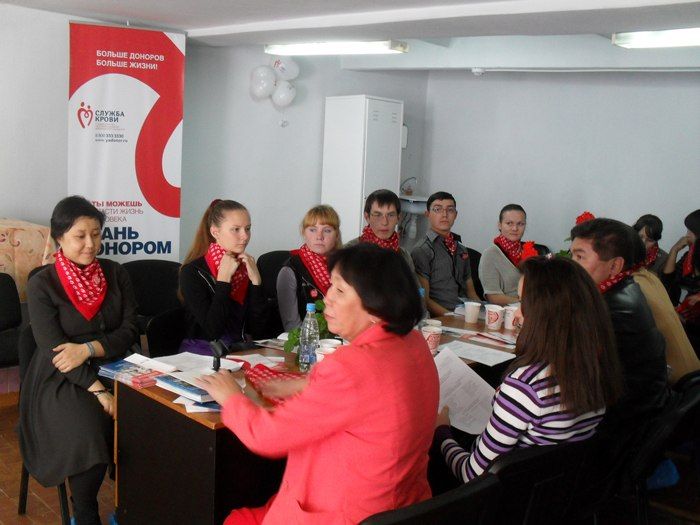 В стенах Бурятской Республиканской  станции переливания крови прошло заседание молодежного  Общественного Совета по развитию донорства